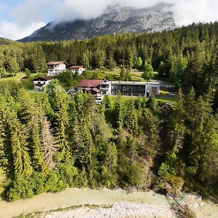 Hotel Garni Isarlodge Wiesenhof Scharnitz Exterior photo