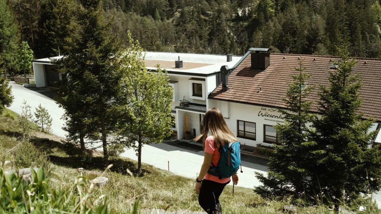 Hotel Garni Isarlodge Wiesenhof Scharnitz Exterior photo